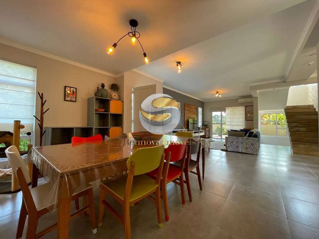 Casa de Condomínio à venda com 3 quartos, 300m² - Foto 17