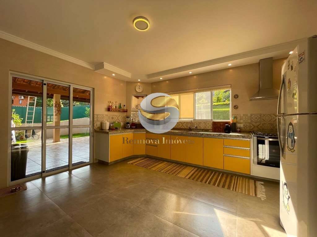 Casa de Condomínio à venda com 3 quartos, 300m² - Foto 23