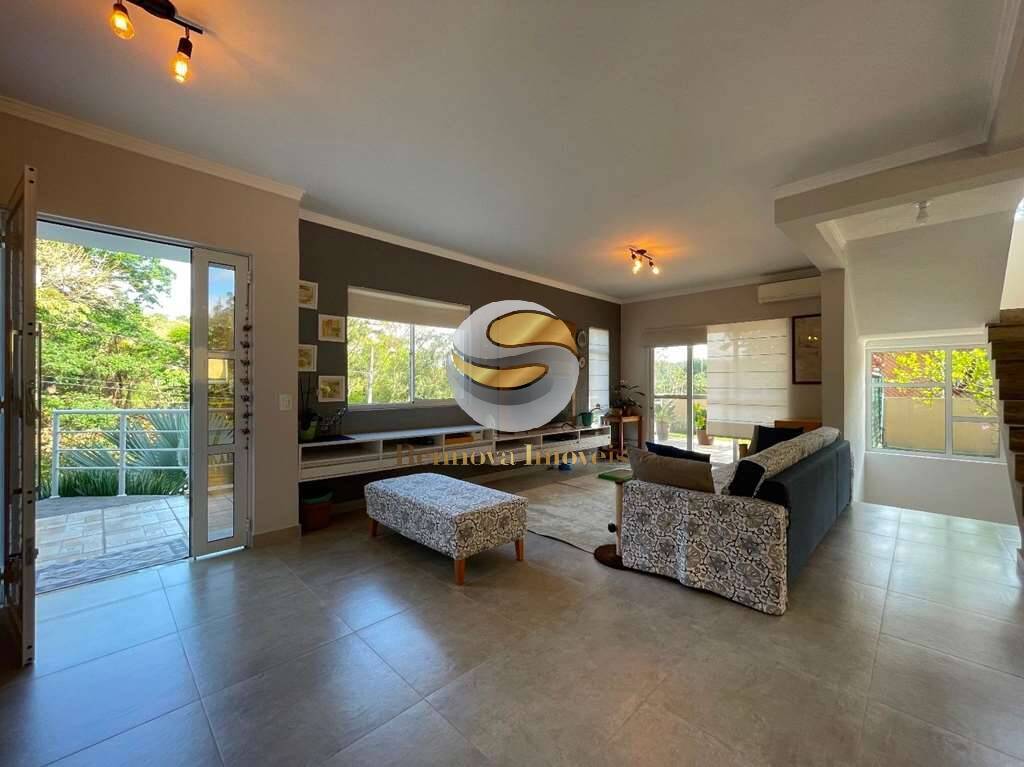 Casa de Condomínio à venda com 3 quartos, 300m² - Foto 28