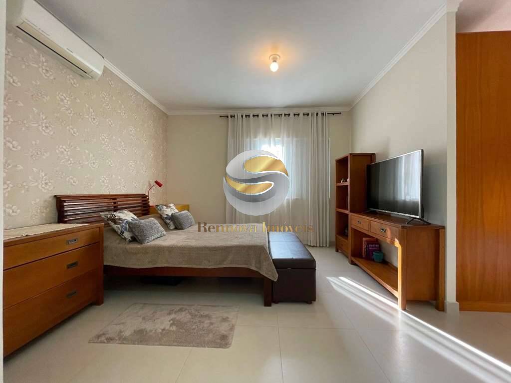 Casa de Condomínio à venda com 3 quartos, 300m² - Foto 30