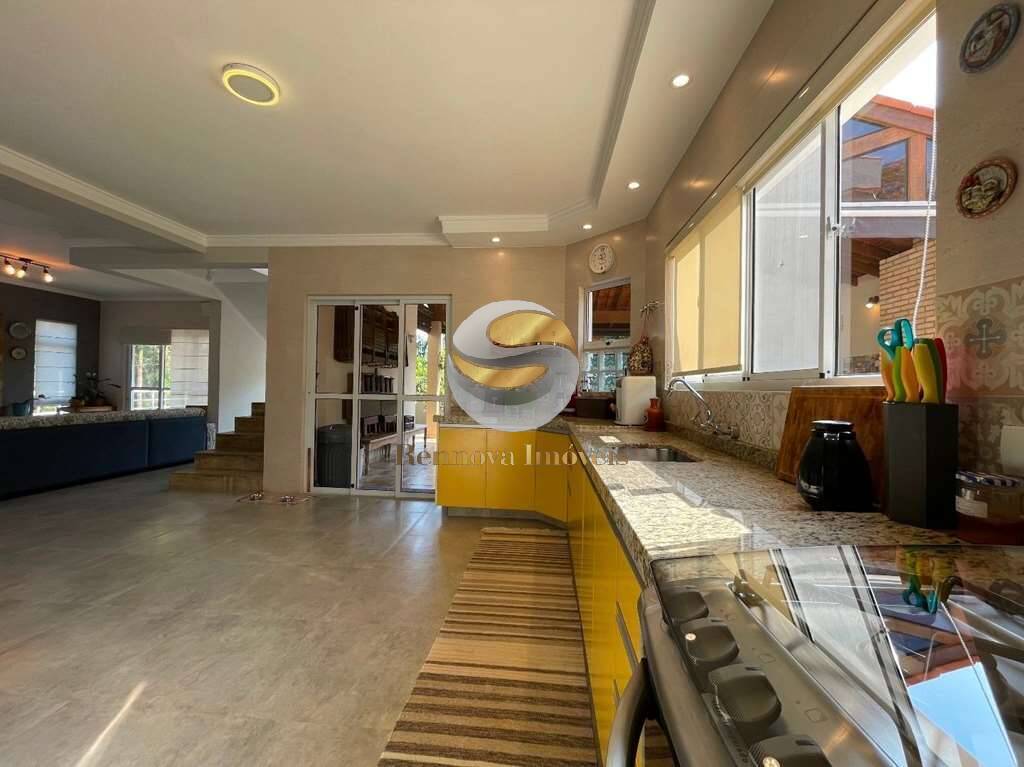 Casa de Condomínio à venda com 3 quartos, 300m² - Foto 32