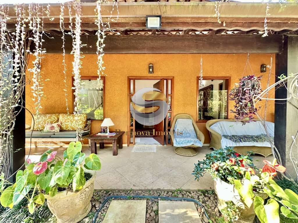 Casa à venda com 3 quartos, 503m² - Foto 4