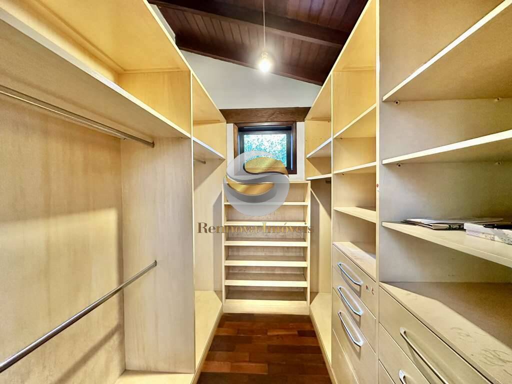 Casa de Condomínio à venda com 5 quartos, 321m² - Foto 19