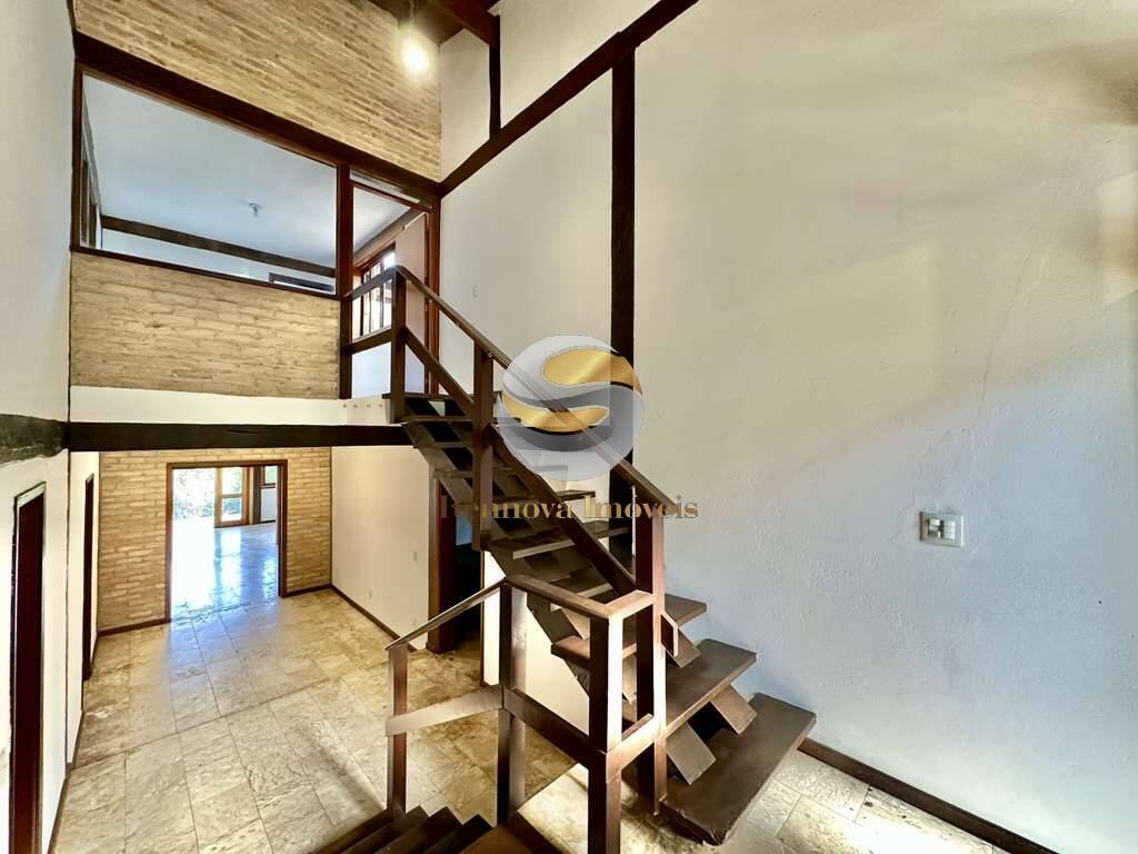 Casa de Condomínio à venda com 5 quartos, 321m² - Foto 21