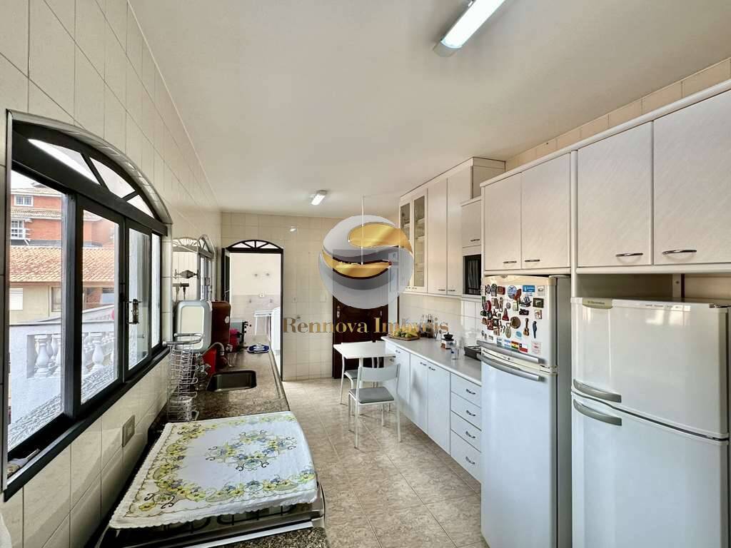 Casa à venda com 4 quartos, 432m² - Foto 35