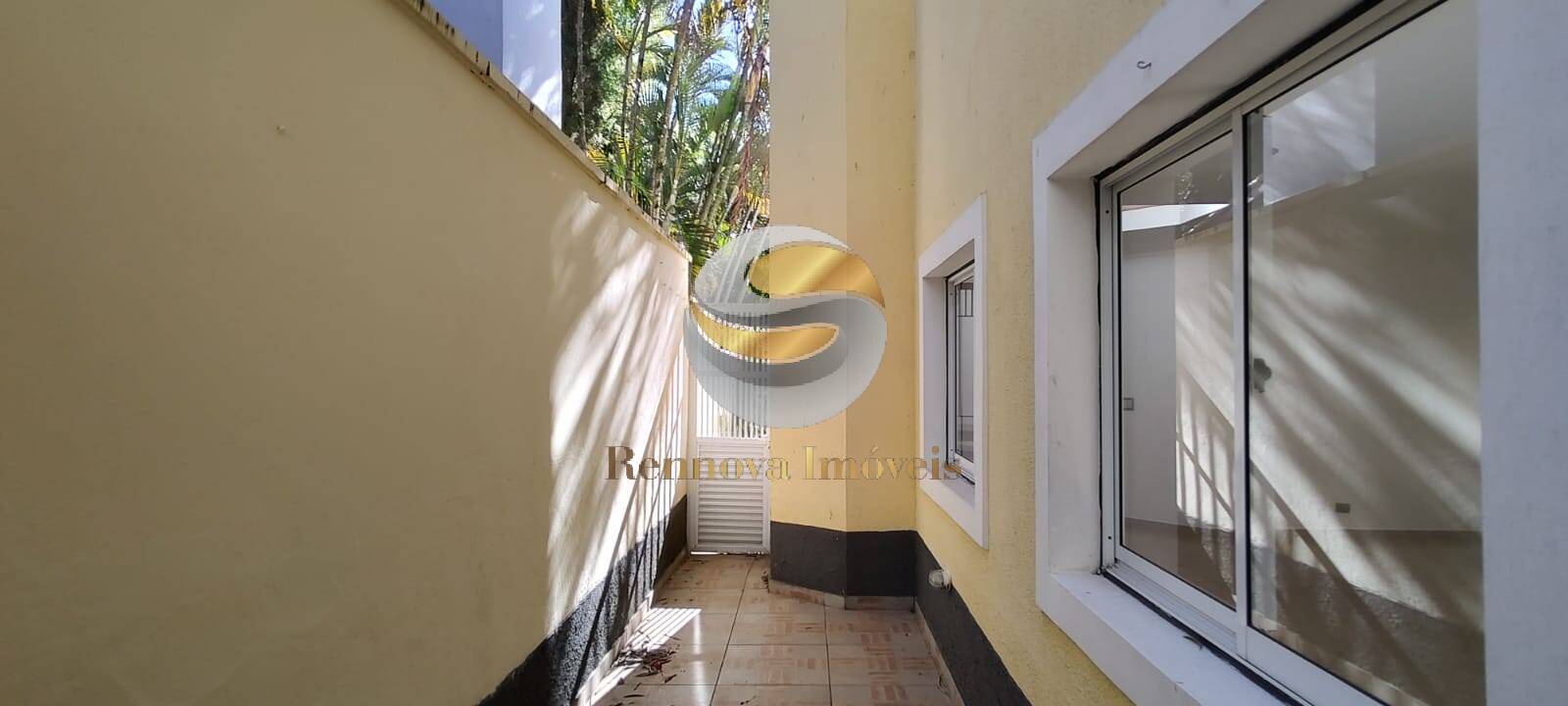 Casa de Condomínio à venda com 3 quartos, 268m² - Foto 9