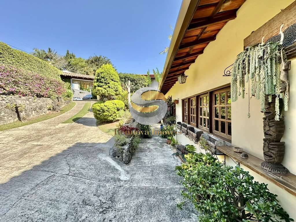 Casa à venda com 5 quartos, 368m² - Foto 7