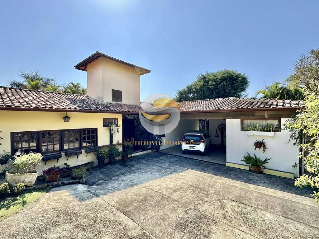 Casa à venda com 5 quartos, 368m² - Foto 10