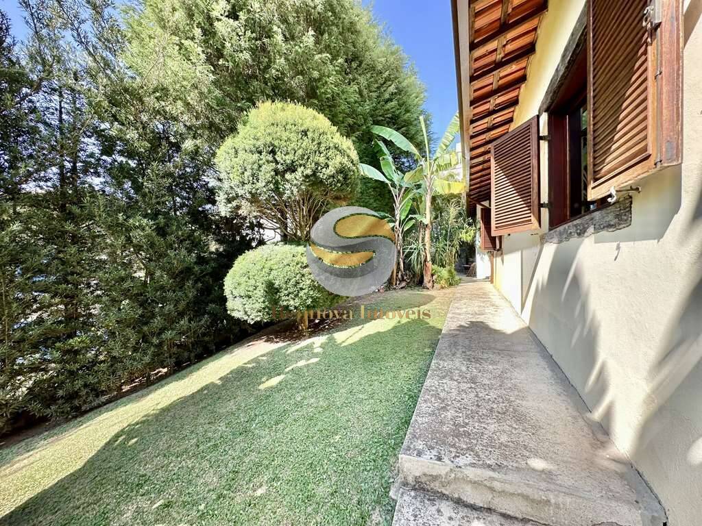 Casa à venda com 5 quartos, 368m² - Foto 27