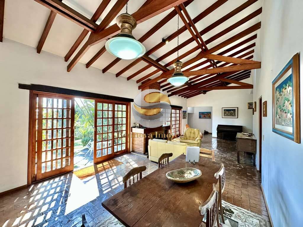 Casa à venda com 5 quartos, 368m² - Foto 33