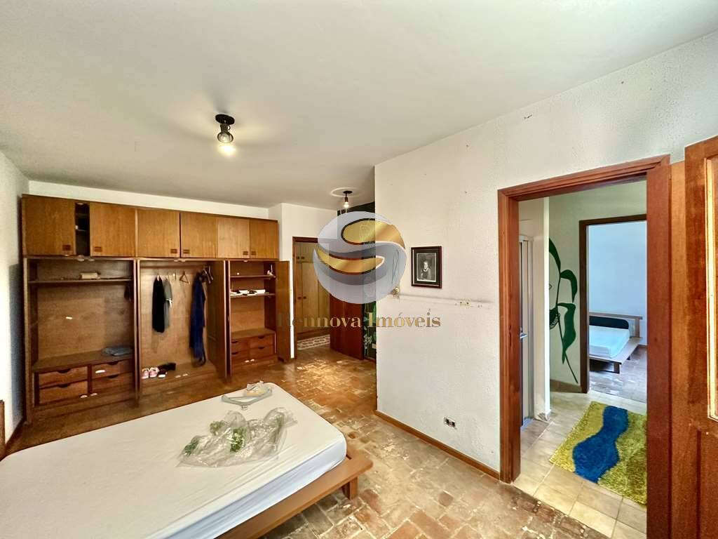 Casa à venda com 5 quartos, 368m² - Foto 55