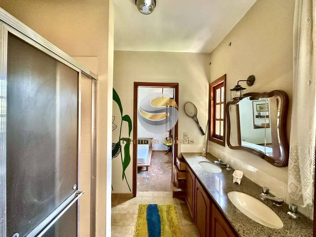 Casa à venda com 5 quartos, 368m² - Foto 57