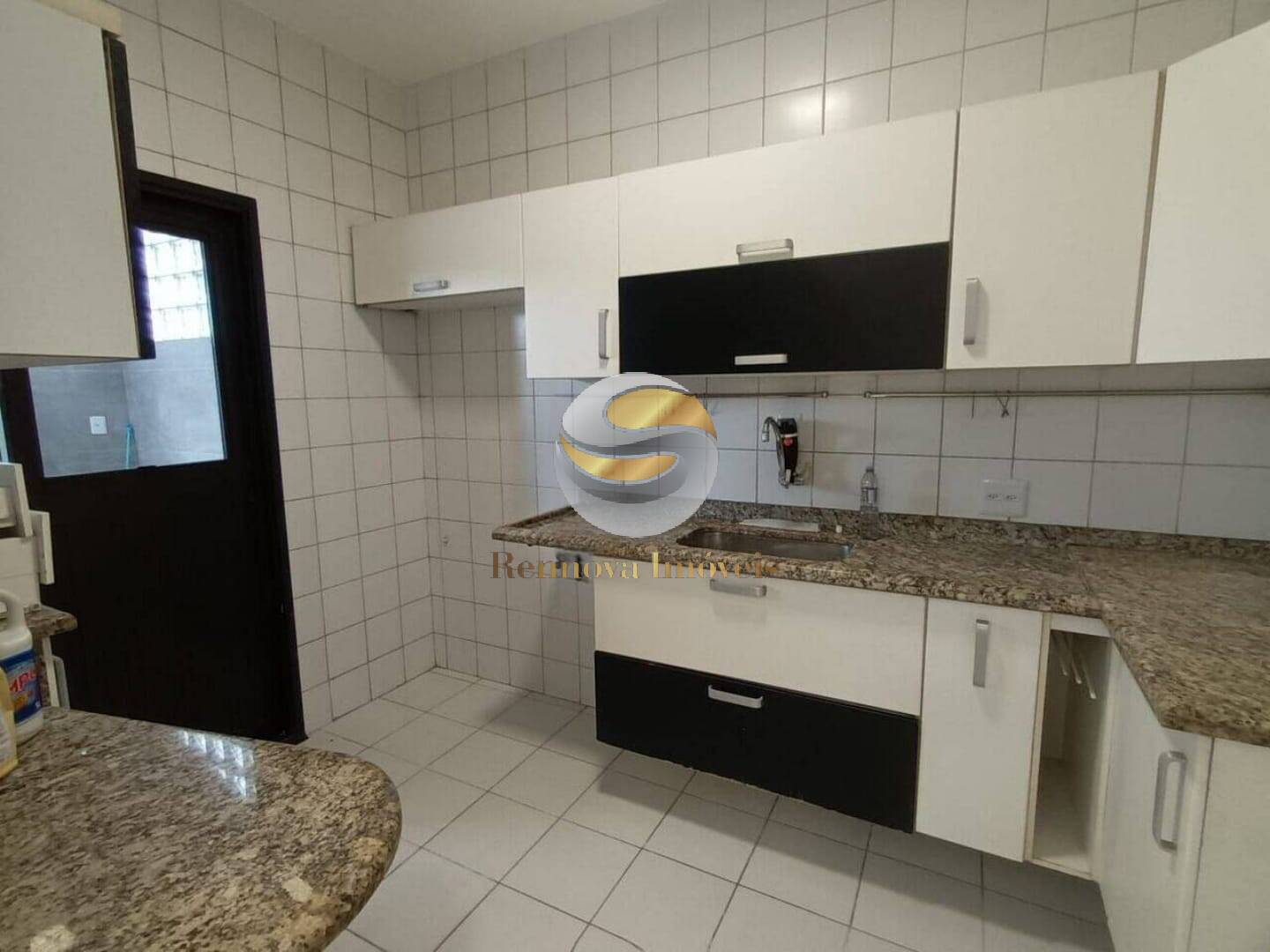 Casa de Condomínio para alugar com 3 quartos, 87m² - Foto 8
