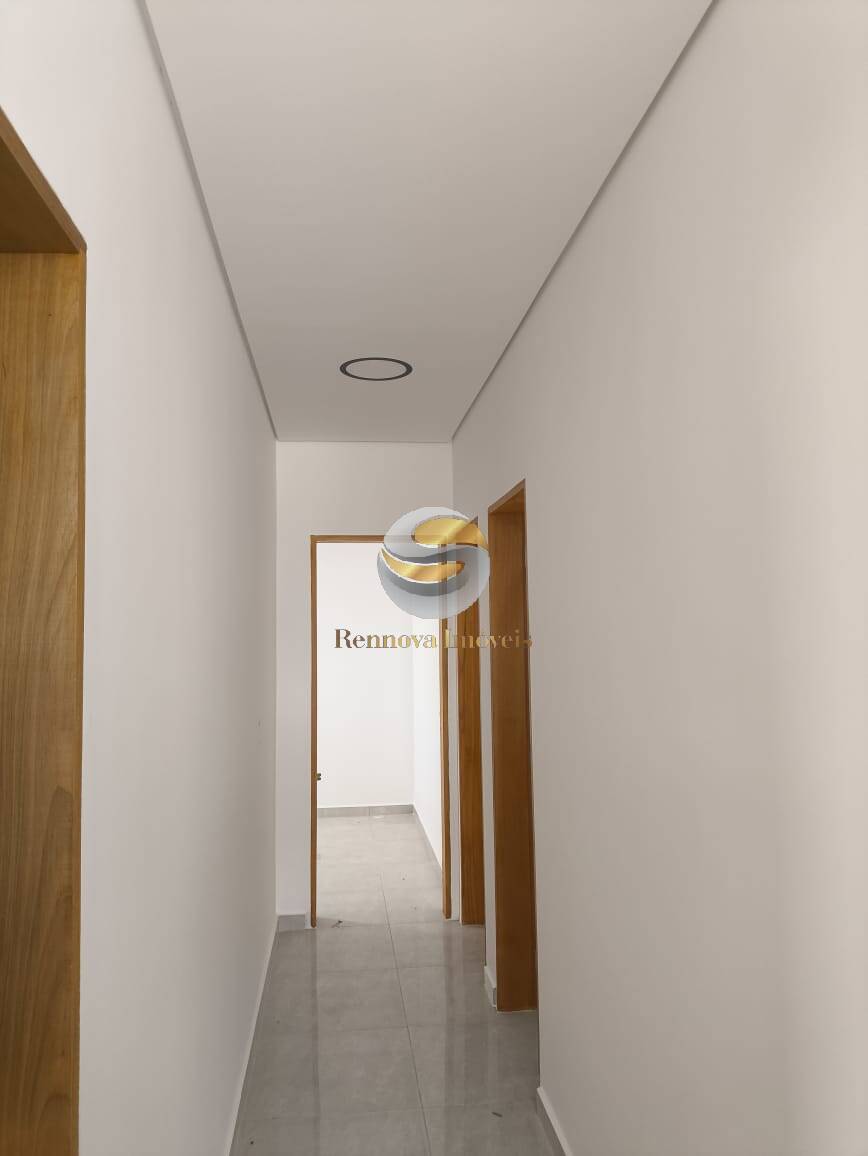 Casa à venda com 3 quartos, 100m² - Foto 4