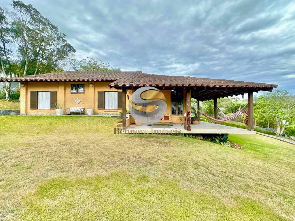 Casa, 2 quartos, 184 m² - Foto 1