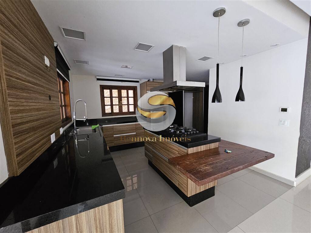 Casa de Condomínio à venda com 4 quartos, 404m² - Foto 5