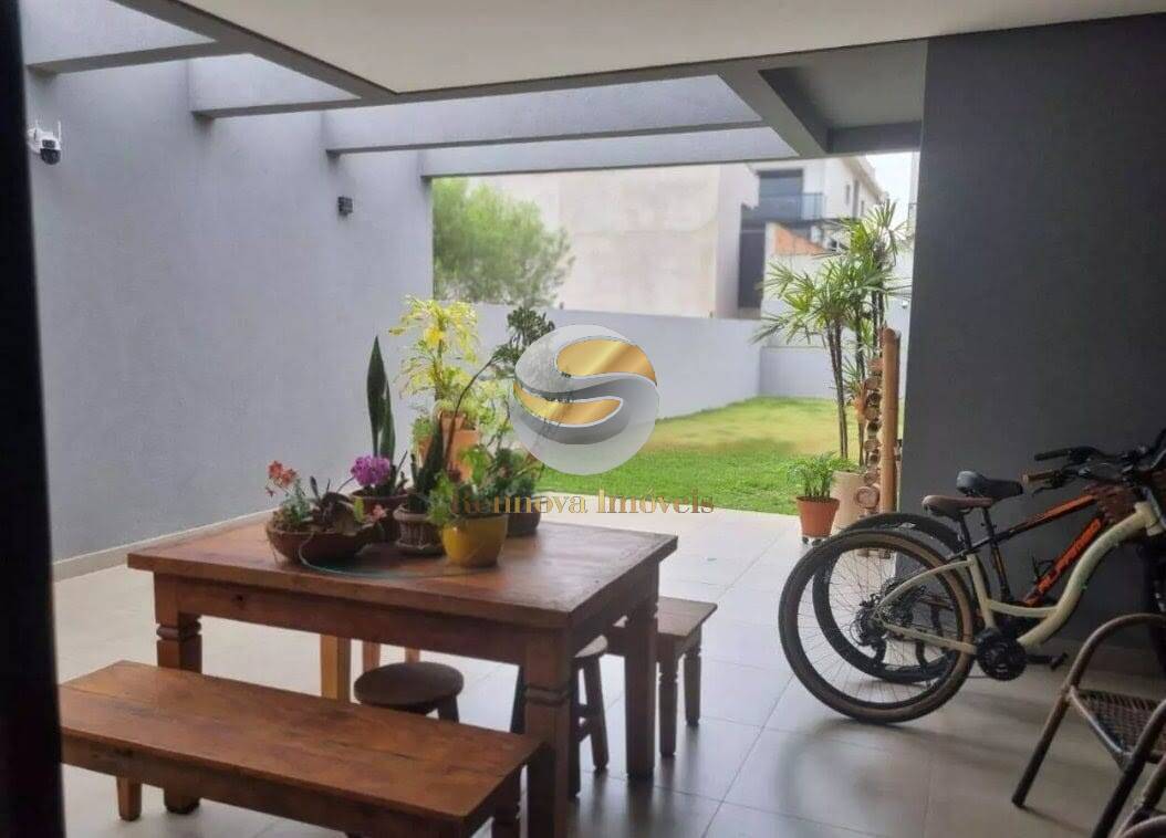 Casa, 3 quartos, 224 m² - Foto 13