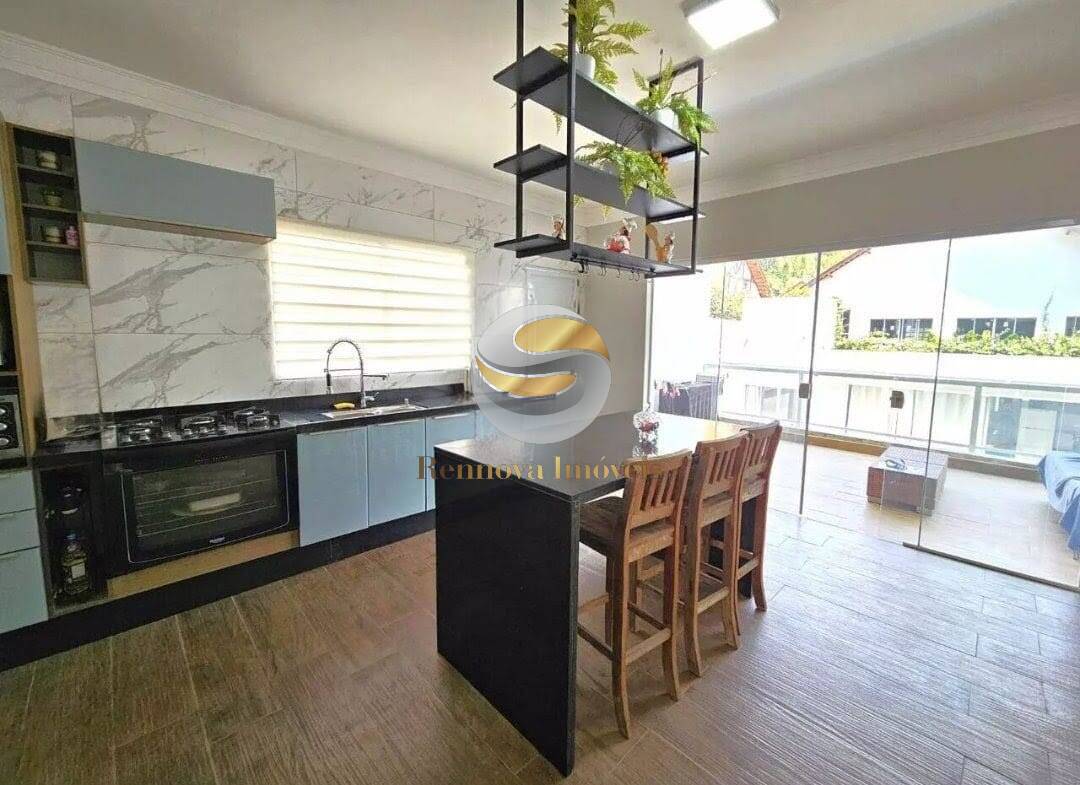 Casa, 3 quartos, 245 m² - Foto 6