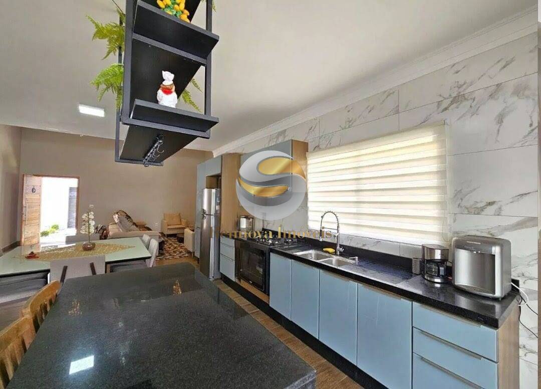 Casa, 3 quartos, 245 m² - Foto 7