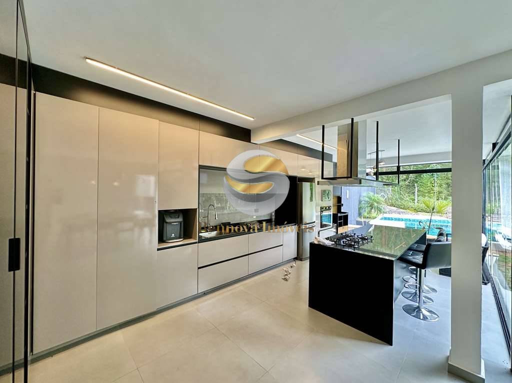 Casa, 4 quartos, 274 m² - Foto 26