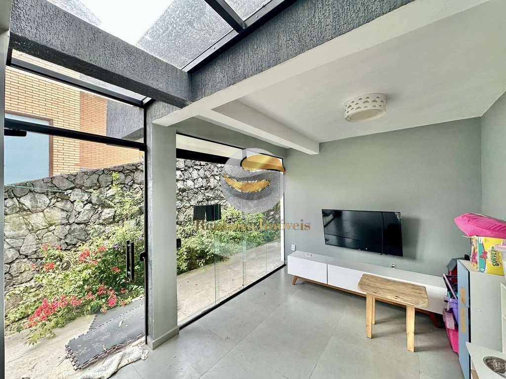 Casa, 4 quartos, 274 m² - Foto 40