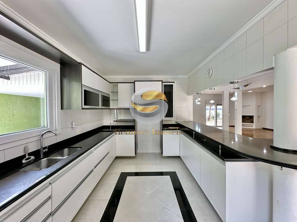 Casa, 8 quartos, 444 m² - Foto 31