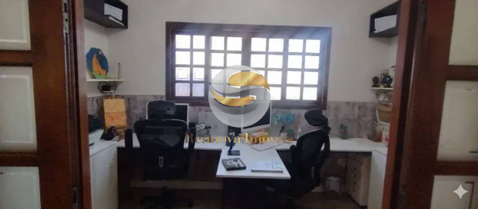 Casa, 3 quartos, 250 m² - Foto 8
