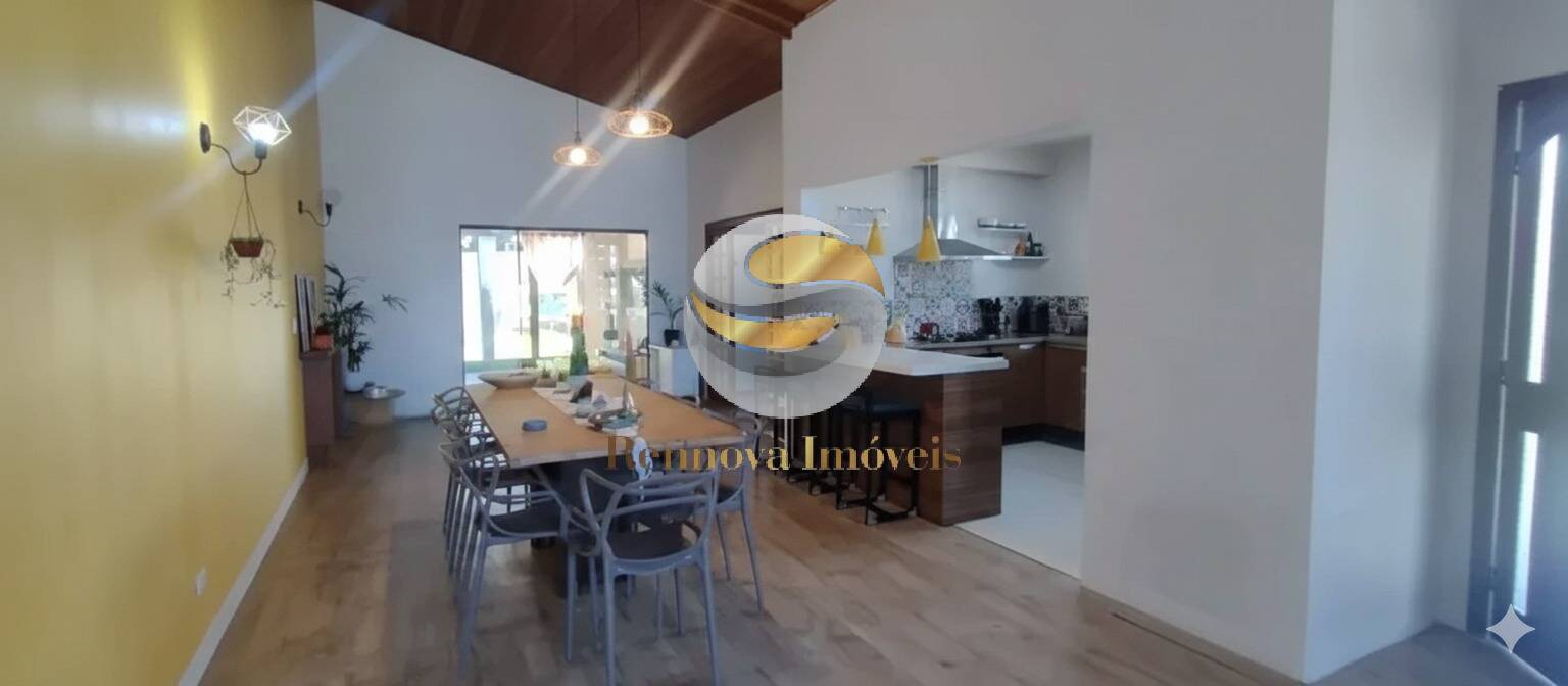 Casa, 3 quartos, 250 m² - Foto 5