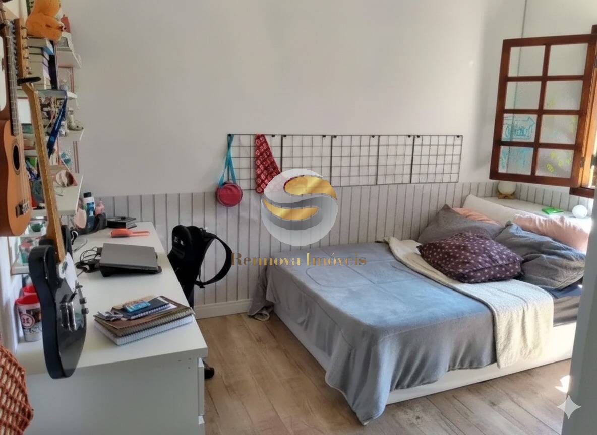 Casa, 3 quartos, 250 m² - Foto 13