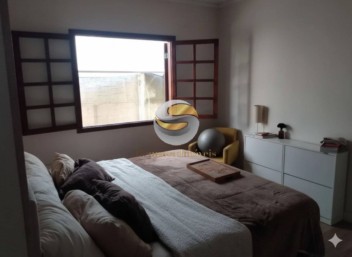 Casa, 3 quartos, 250 m² - Foto 14