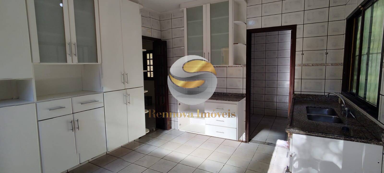 Casa, 3 quartos, 270 m² - Foto 13