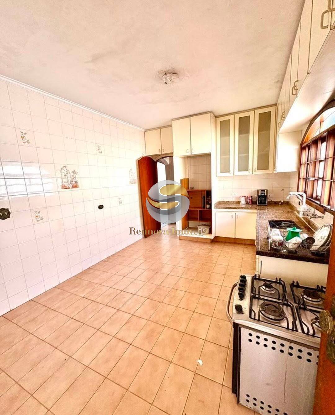 Casa, 3 quartos, 300 m² - Foto 15