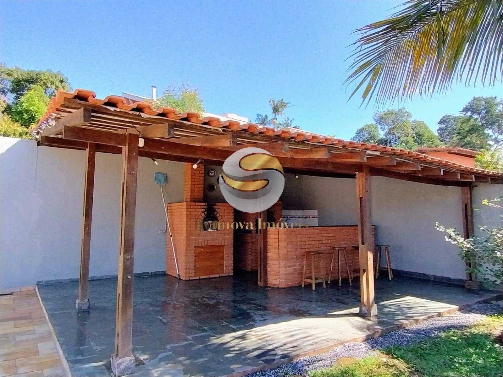 Casa, 4 quartos, 240 m² - Foto 35