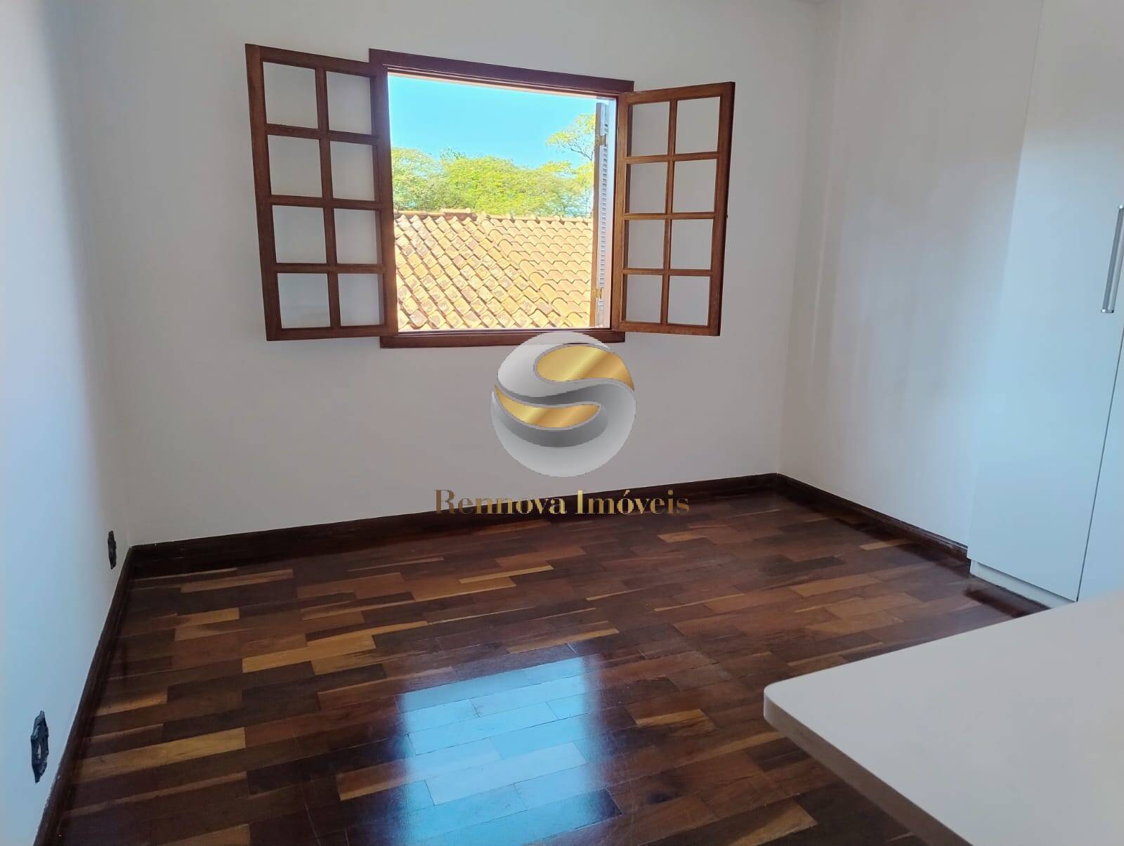 Casa, 4 quartos, 240 m² - Foto 15