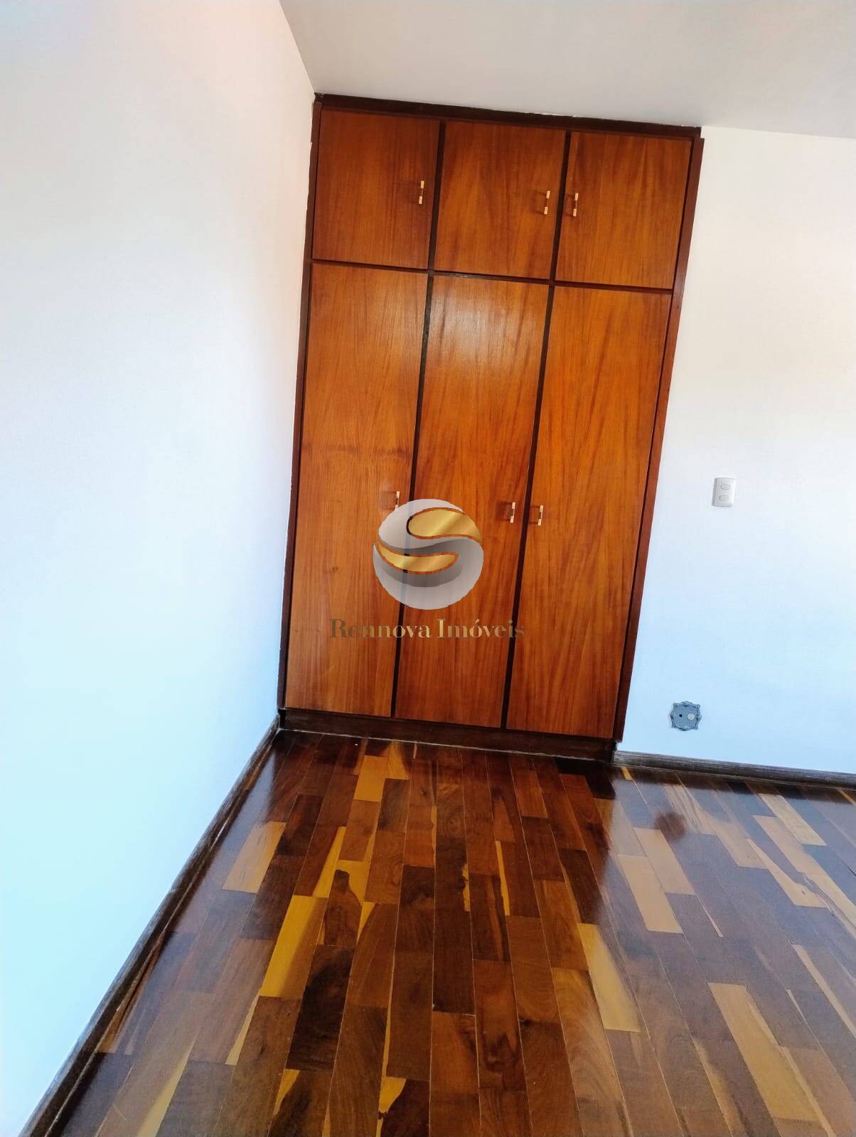 Casa, 4 quartos, 240 m² - Foto 18