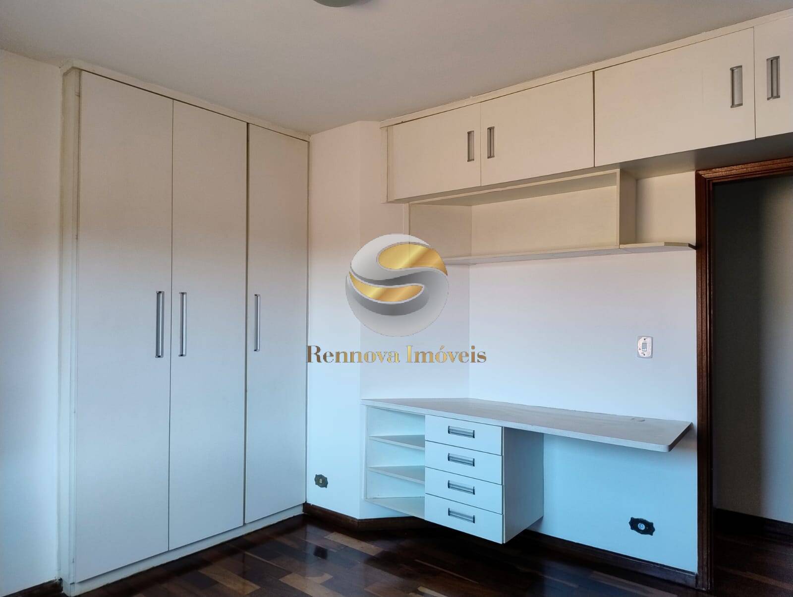 Casa, 4 quartos, 240 m² - Foto 26
