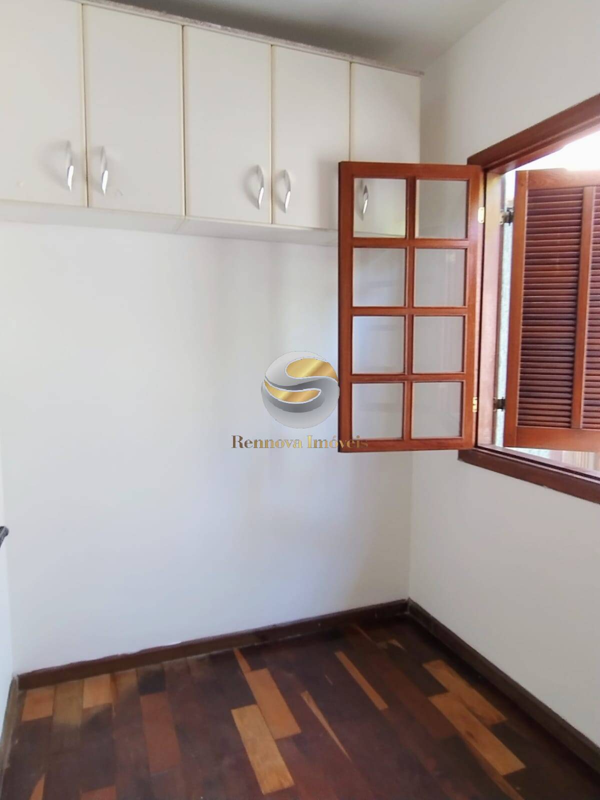 Casa, 4 quartos, 240 m² - Foto 29
