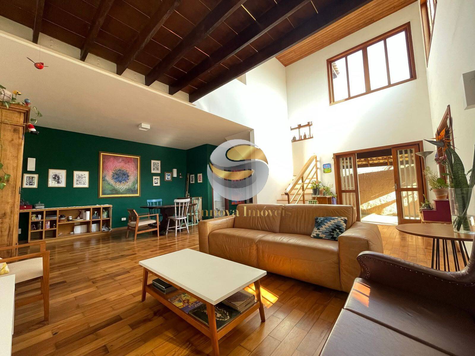 Casa, 4 quartos, 394 m² - Foto 1