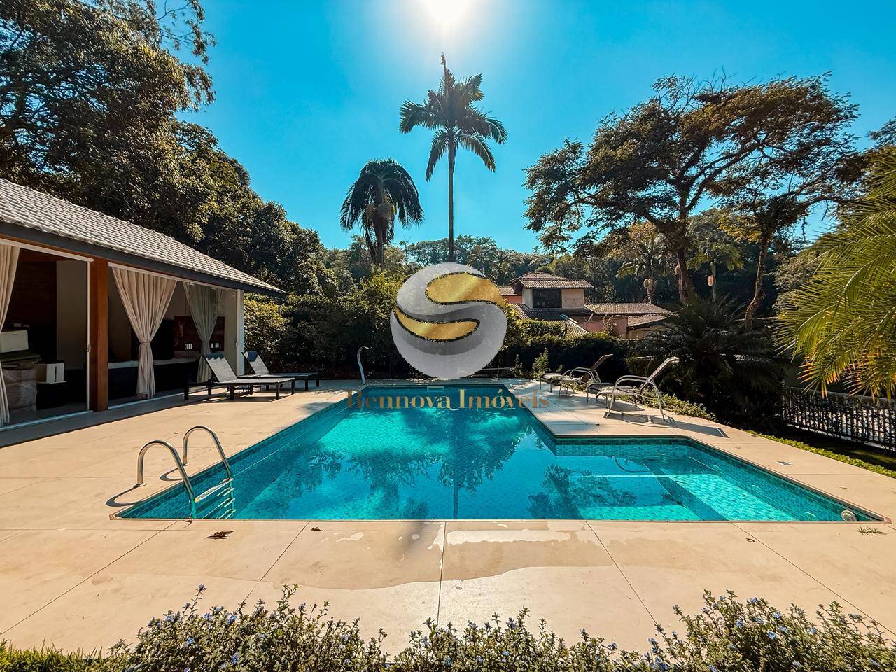 Casa, 3 quartos, 320 m² - Foto 1