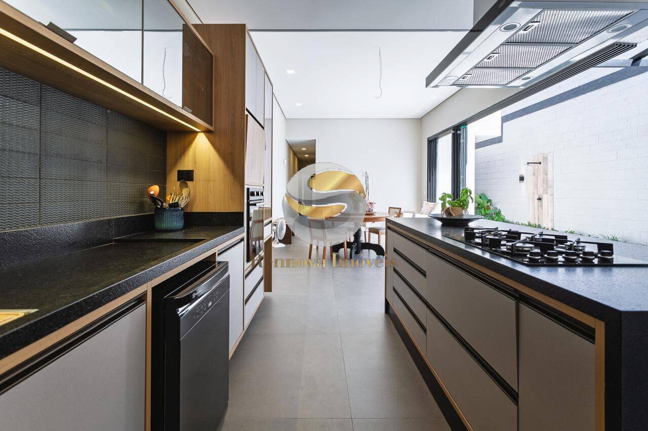 Casa, 3 quartos, 183 m² - Foto 2